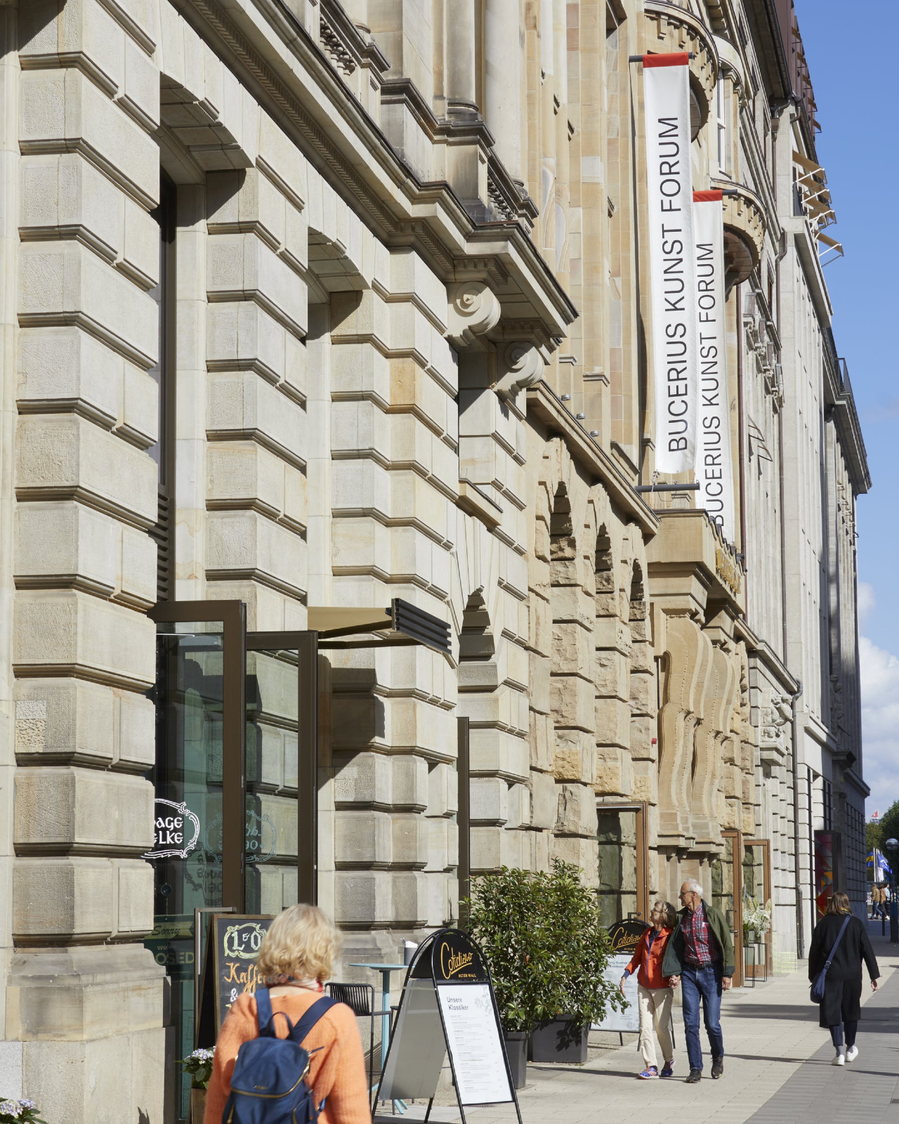 ArtInvest Real Estate gewinnt gleich drei neue PremiumMieter für den Alten Wall in Hamburg